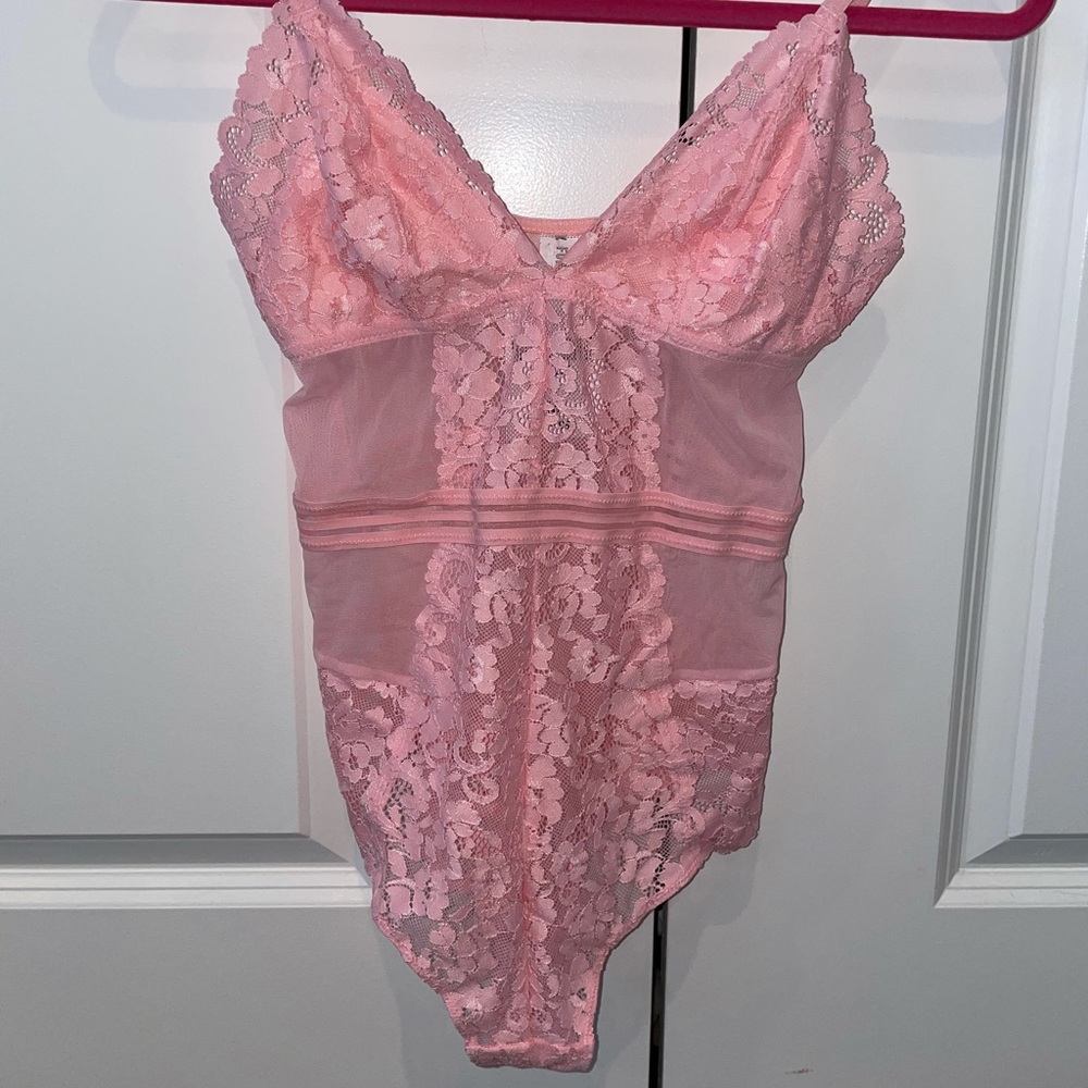 Pink lace bodysuit (new with tags)